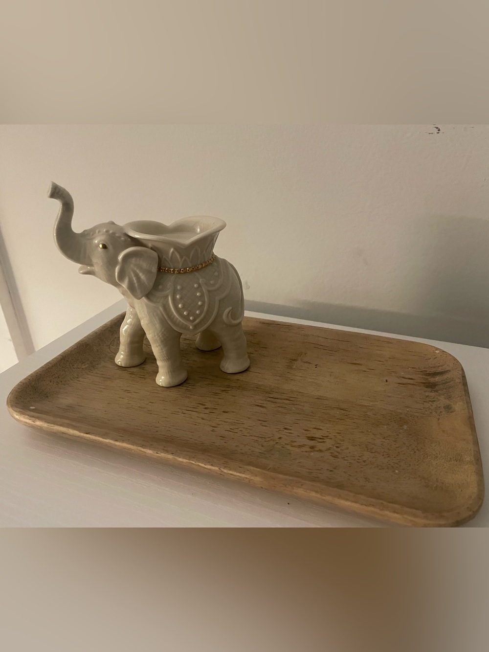 LENOX PORCELAIN ELEPHANT TEALIGHT HOLDER